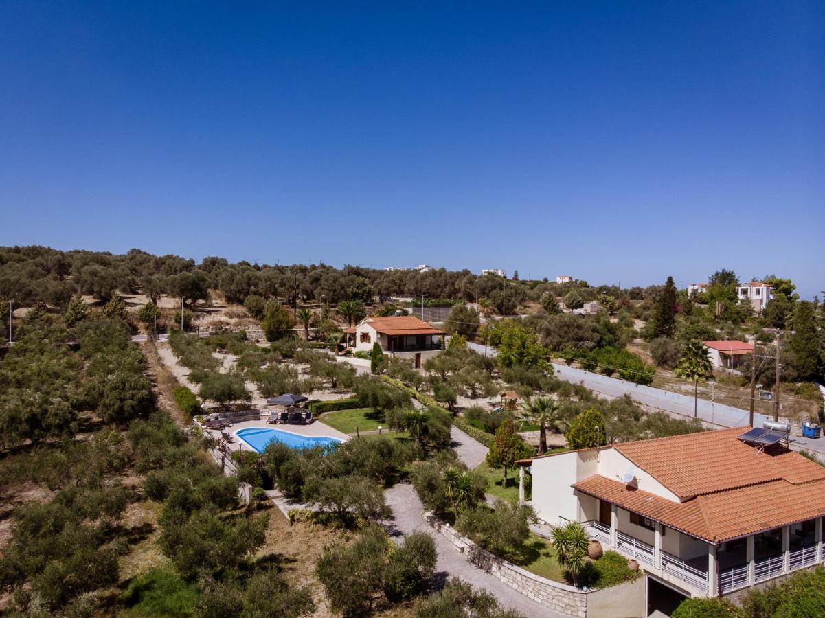 Lefkothea Villas With Large Pool, Bbq & Playground Adelianos Kampos Extérieur photo