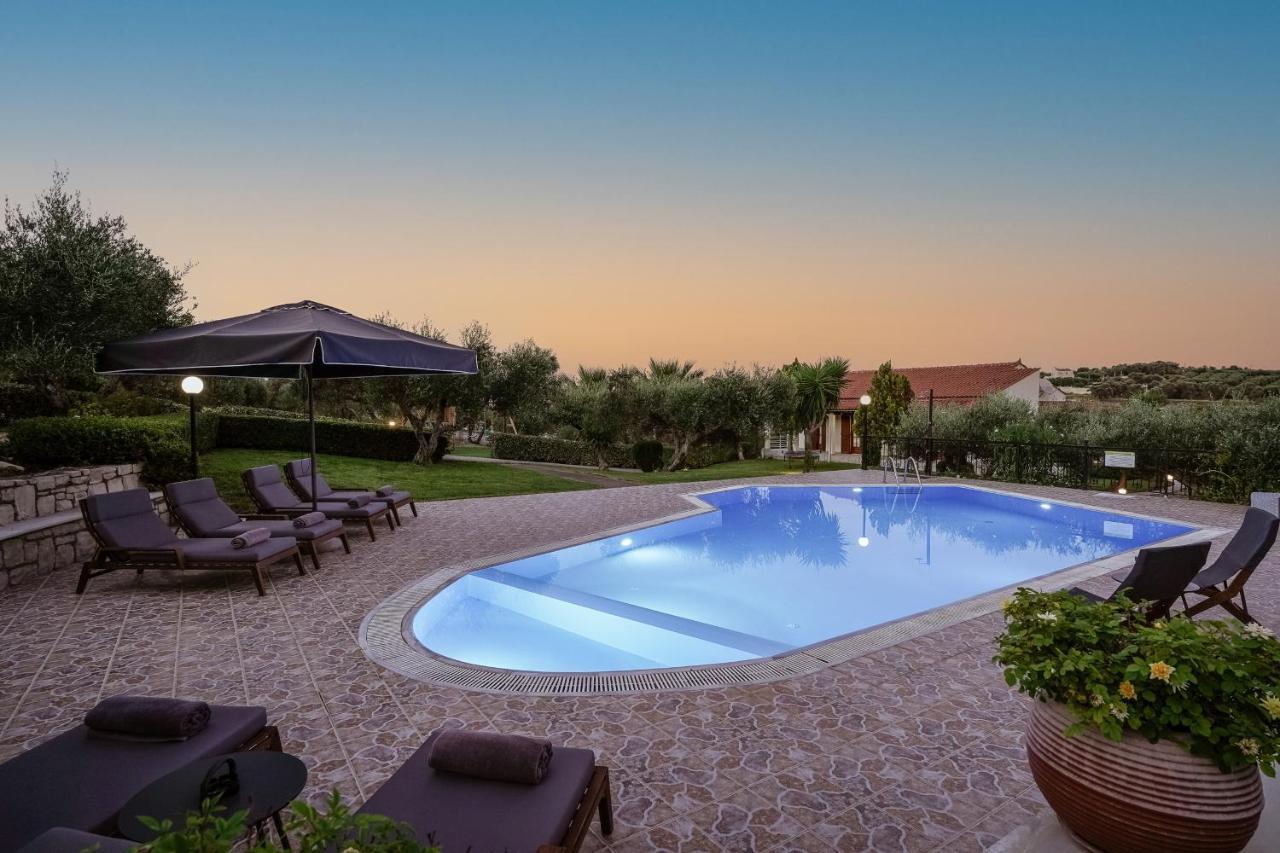 Lefkothea Villas With Large Pool, Bbq & Playground Adelianos Kampos Extérieur photo