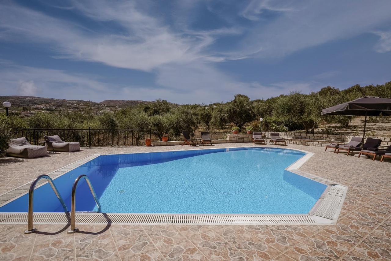 Lefkothea Villas With Large Pool, Bbq & Playground Adelianos Kampos Extérieur photo