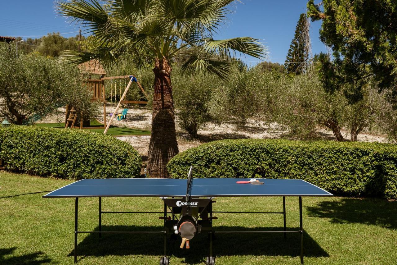 Lefkothea Villas With Large Pool, Bbq & Playground Adelianos Kampos Extérieur photo