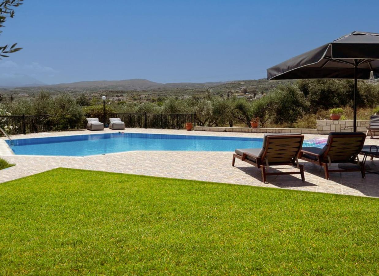 Lefkothea Villas With Large Pool, Bbq & Playground Adelianos Kampos Extérieur photo