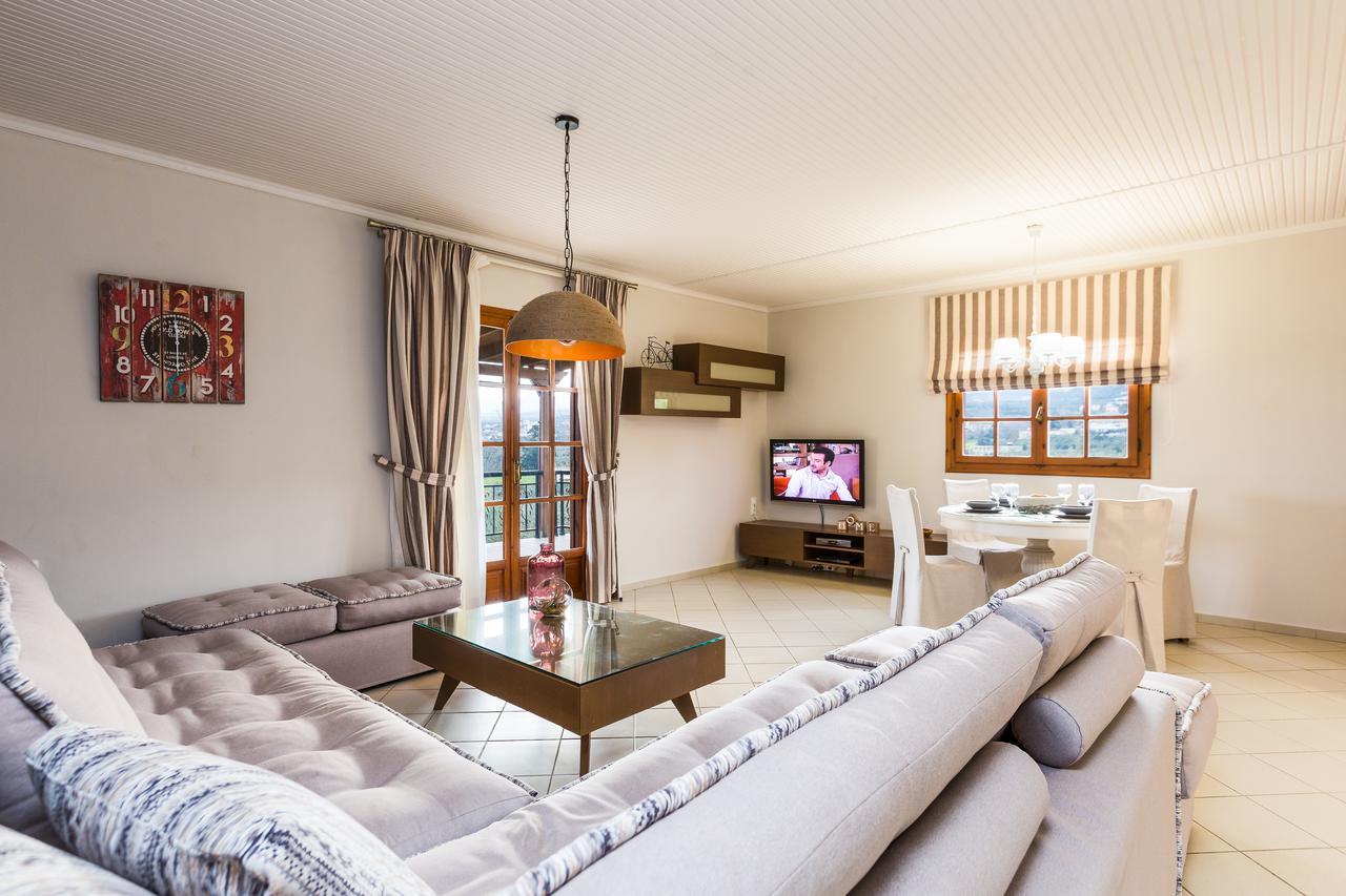 Lefkothea Villas With Large Pool, Bbq & Playground Adelianos Kampos Extérieur photo