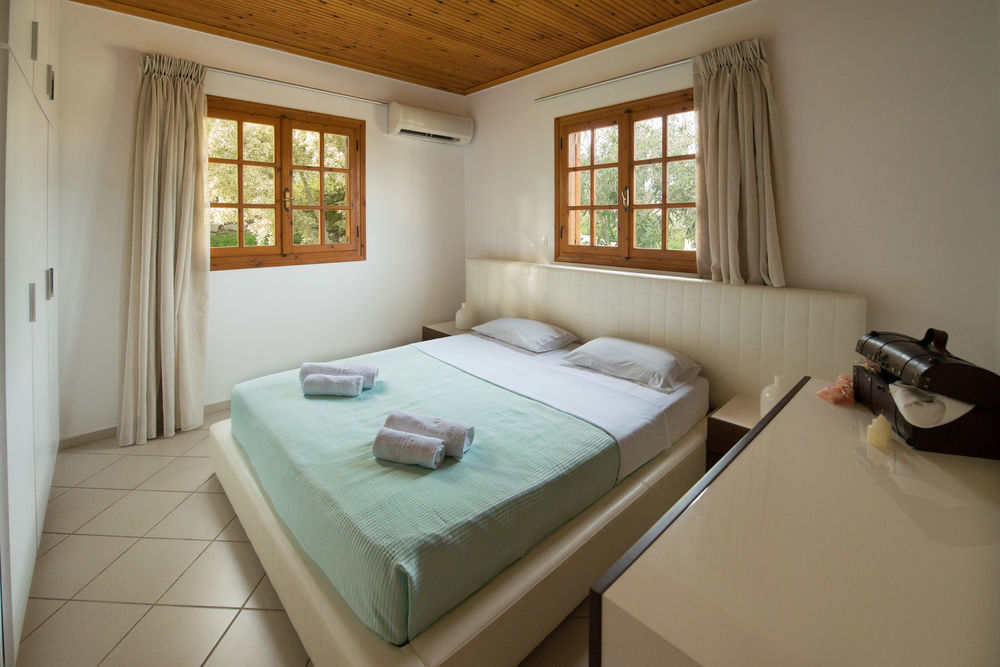 Lefkothea Villas With Large Pool, Bbq & Playground Adelianos Kampos Extérieur photo